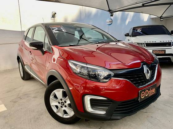 RENAULT CAPTUR 1.6 16V SCE FLEX LIFE X-TRONIC RENAULT CAPTUR 1.6 16V SCE FLEX LIFE X-TRONIC